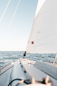 station autonome à bord d'un bateau